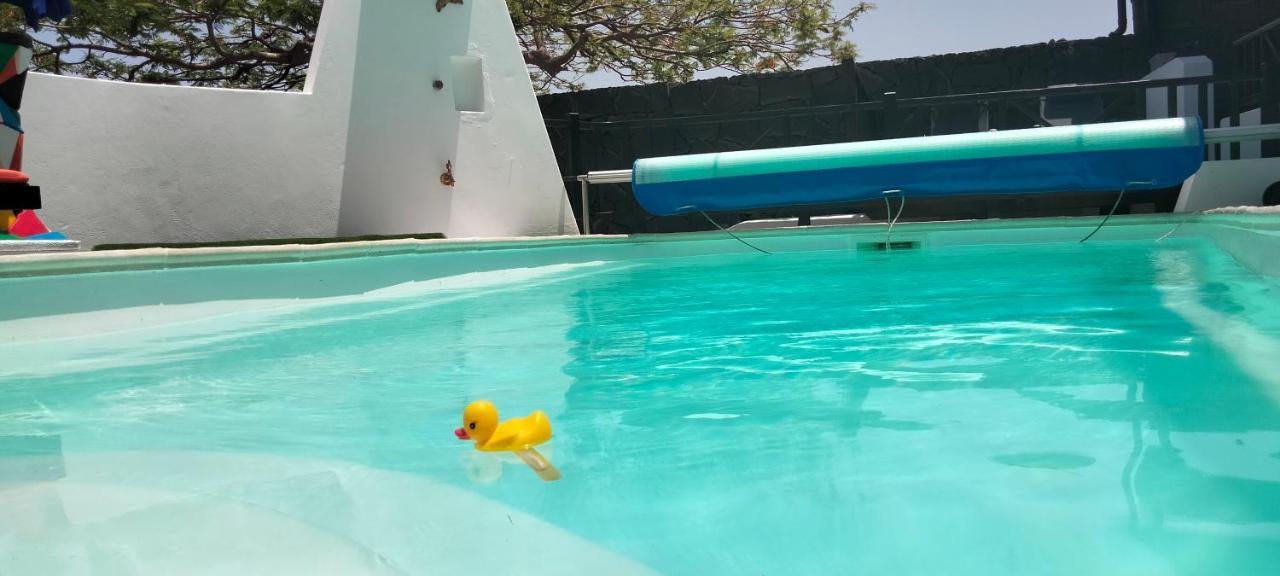 Aptos Con Piscina El Flamboyan 1 Teseguite المظهر الخارجي الصورة