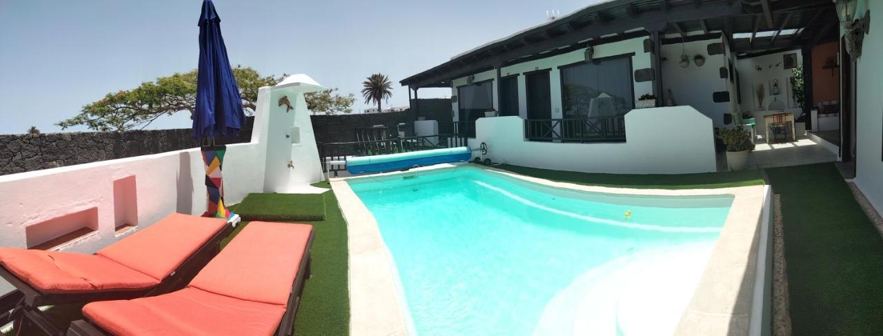 Aptos Con Piscina El Flamboyan 1 Teseguite المظهر الخارجي الصورة